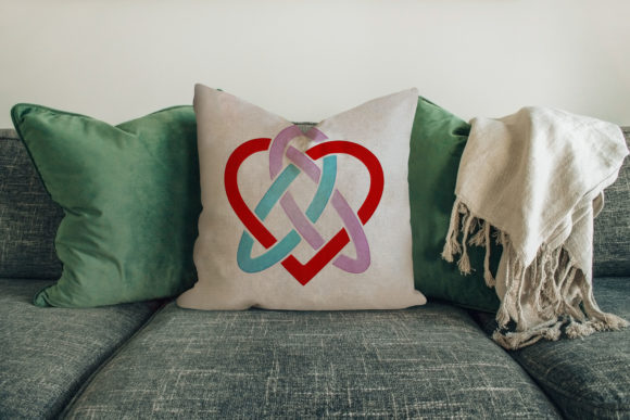 Heart in Celtic Knot: A Designer’s Review